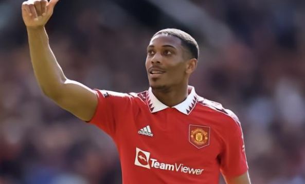 与另一名男 与另一名男